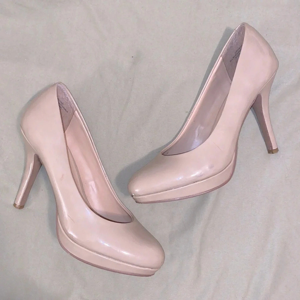 Nude Platform Pump Heels​​​​​​​​​​